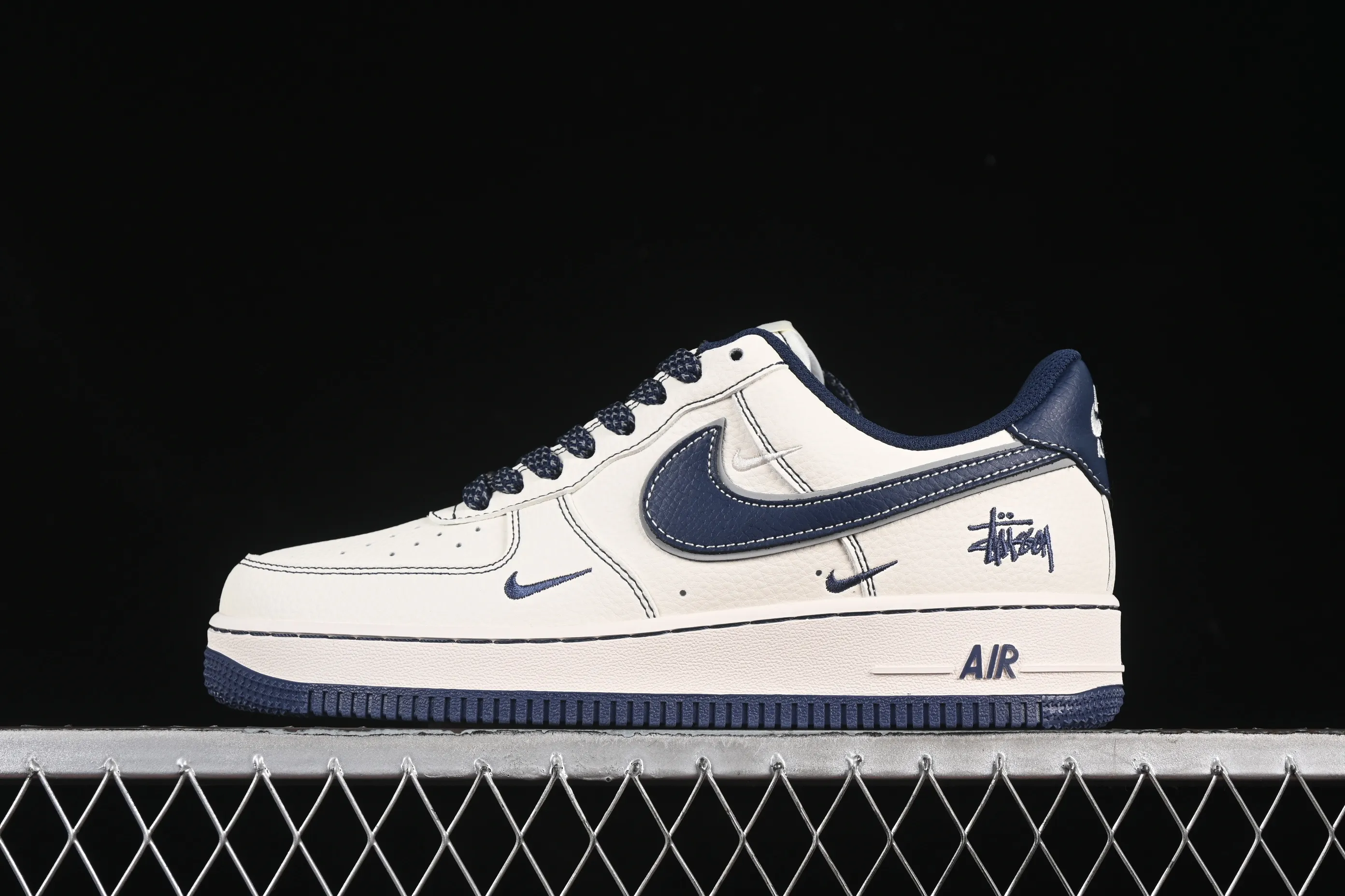 All categories Nk Air Force 1 Air Force series Nk Air Force 1 Low Air Force low-top Nike Air Force 1'07 Low Stusi co-branded dark blue small three hooks Air Force 1 low-top casual sneakers HH7518-061